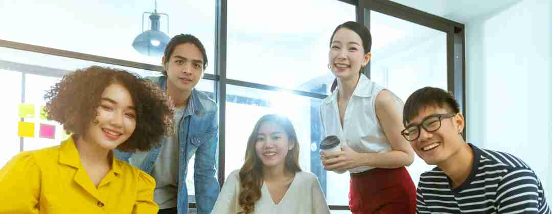 与全球最佳雇主  www.z6.com光电<br>
一起探索未来职涯可能